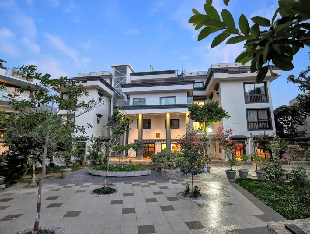 Uma Residencies & Suites